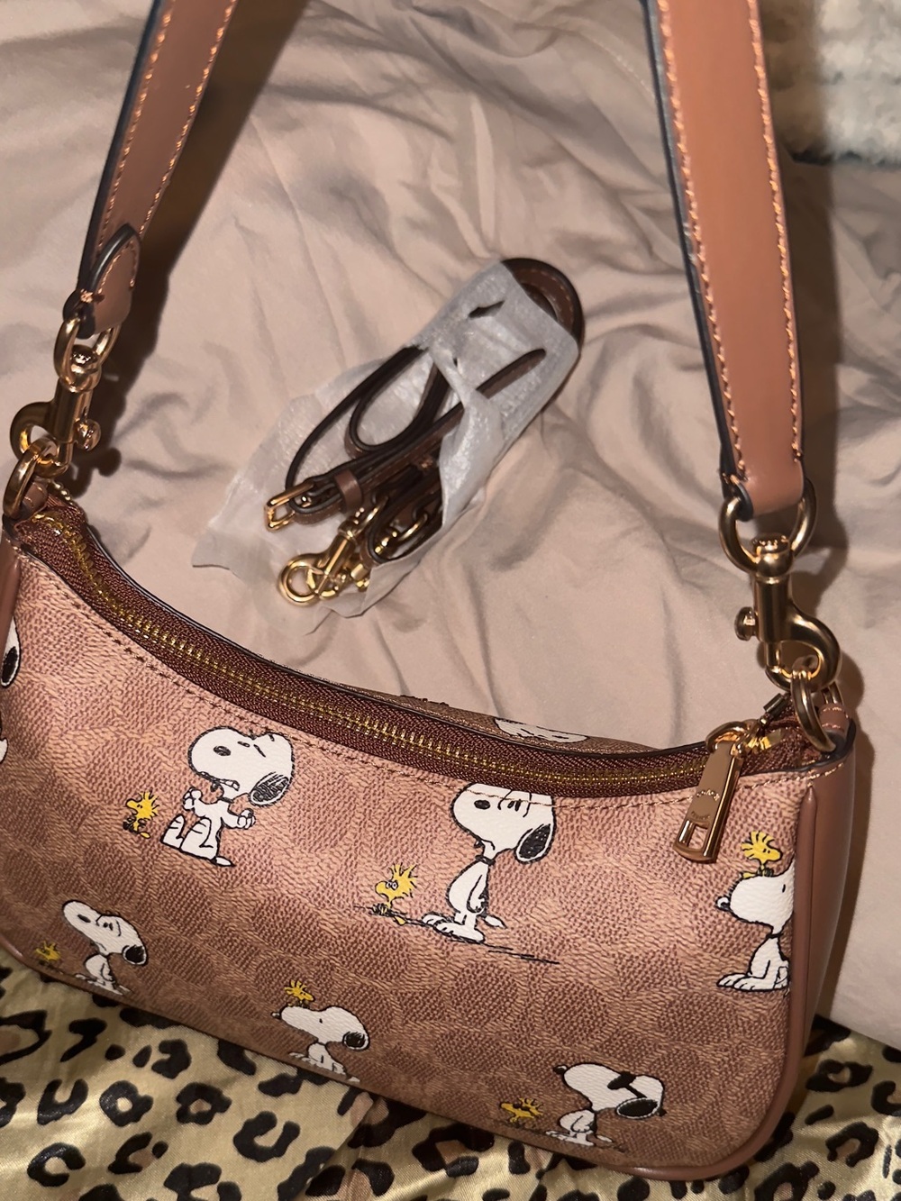 Coach Pink Signature Snoopy Shoulder Bag with Gold Hardware - Picture 3 of 6